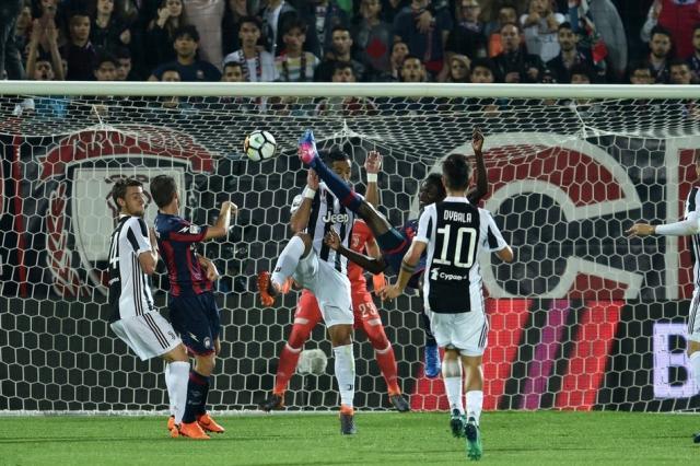 开云体育在线-包含尤文客场逼平小组形势微妙犹豫的词条